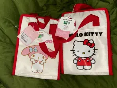 新品タグ付き) Sanrio HELLO KITTY マイメロディ 保冷バッグ 弁当バッグ ランチバッグ 出品