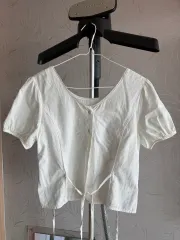 白レース紐ブラウス