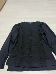 黒色 エンブロイダリー 長袖 ブラウス