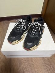 BTSグク着用 BALENCIAGA Triple S HALF&HALF 42 - メルカリ