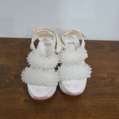 EB195B VALENTINO スタッズ付きエナメルサンダル 約24cm - メルカリ