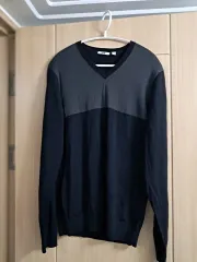 UNIQLO U Vネック バイカラー ウールニット ブラック