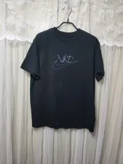 ナイキ ブラック 半袖 Tシャツ 刺繍 ロゴ