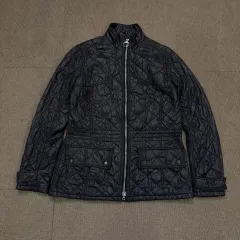 Barbour バブアー ウィメンズ キルティング 軽量 ジャケットのサムネイル
