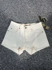 JUICY COUTURE ジューシークチュール 白 ハーフパンツ 26のサムネイル