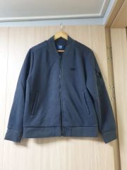 M カッターアンドバック 定2.5万 圧着加工 中綿ジャケット ブルゾン BE