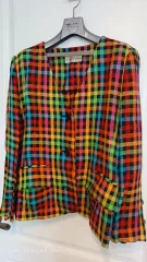 日本 ジバンシィ (新)服 66 バスト52 長さ62 (新)服のサムネイル