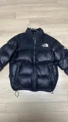 THE NORTH FACE ザノースフェイス ヌプシ ブラック 白ラベ (WHITE LABEL)のサムネイル