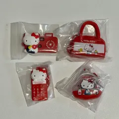 ハローキティ 50周年 キーホルダー 4種 セット