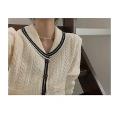 ニットカーディガン