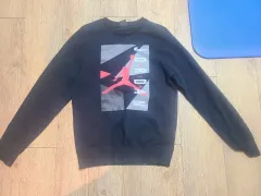 ジョーダン 長袖Tシャツのサムネイル