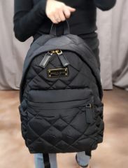 美品☆Chacott チャコット パッファーバックパック 中綿 軽量リュック 