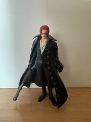 ONE PIECE シャンクス フィギュア