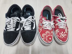 (最終) VANS スニーカー 2足 まとめ 出品