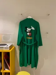 ミッキーマウス 緑色 Long ガウン 新品