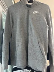 ナイキ グレー 起毛 ジップアップ フード