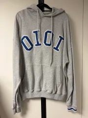 グレー O!Oi WHO フーディーのサムネイル