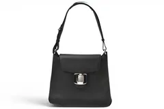 フェラガモ バッグ ヴァラ Salvatore Ferragamoショルダーバッグ 2WAY レザー ブラック シルバー金具【中古】