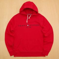 特価。TOMMY HILFIGER「L」総刺繍パーカー（赤）定価16,000円 - メルカリ