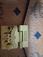 MCM 紫色 ロゴプリント トートバッグ内側豹柄 MCM 紫色 ロゴプリント トートバッグ内側豹柄 - メルカリ