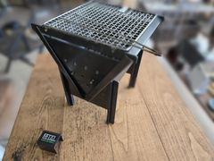 デバイスワークス x ソマビト】 三周年限定 焚き火サイドスタンド