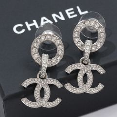 入荷極小】CHANEL 秋冬プレコレクション限定 ストラス ピアス - メルカリ