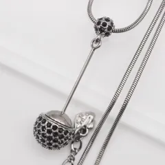 V164 スワロフスキー SWAROVSKI クリスタル ペンダント ネックレス パヴェ ボール シルバーカラー デザイン