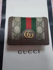 グッチ オフィディア GG 二つ折り財布