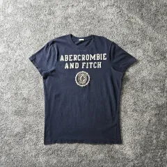 ABERCROMBIE AND FITCH 半袖Tシャツ
