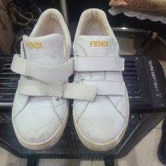 FENDI スニーカー FFロゴ バックル ホワイト シグネチャー サイズ:37