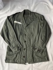 gan様専用【新品未使用】Moncler 1952 ナイロンジャケット メンズ