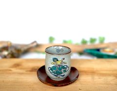 喜多里加】24K金彩 ヒスイ緑菱形格子小花紋様 カップ＆ソーサー - メルカリ