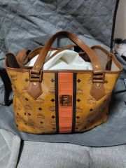 MCM ボディバッグ ロゴプリント ブラウン MCM ロゴプリント ボディバッグ - メルカリ
