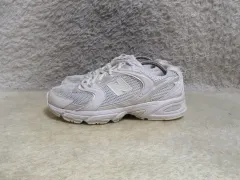 265 ニューバランス mr530aa1 アイボリー スニーカー