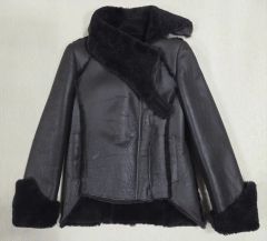 新古 定価14.8万 GARETH PUGH ラムレザー フリル ジレ ブラック - メルカリ