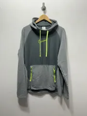 ナイキ グレー 蛍光 フーディー L