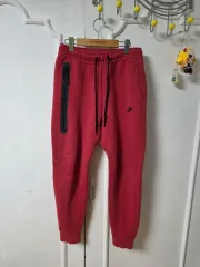 ナイキ Tech Fleece ジョガーパンツ