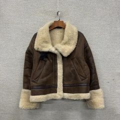 ZUCCA ズッカ 美品 異素材切り替えライトダウン S - メルカリ