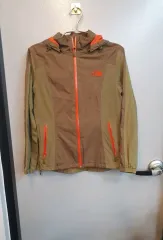 THE NORTH FACE ザノースフェイス ウィンドブレーカー アウター 90 着用感程度 全体的にはきれいな方です