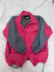 THE NORTH FACE ゴアテックス ウィンドブレーカー (ピンク/グレー)