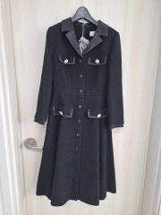 希少大きいサイズ42✨未使用級 FOXEY ロゴボタン ブレード ワンピース 