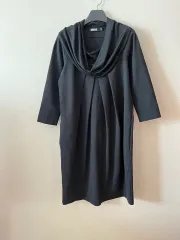 DKNY ウール ブラック ONE PIECE 日本産