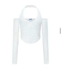 完売品】furry triangle hook tops - メルカリ