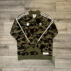 2026年最新】adidas ape トラックジャケットの人気アイテム - メルカリ