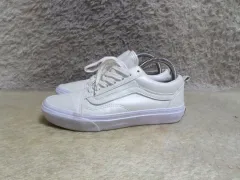 235 VANS オールドスクール 白 スニーカー 中古 靴