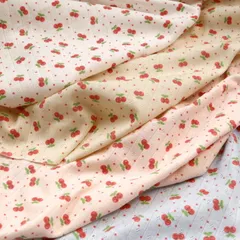 さくらんぼドット 針抜きニット生地  ベビー カットソー パンツ Tシャツ カーディガン チェリー cherry 敷きパット ハンドメイド 裁縫 手作り プルオーバー 50cm単位