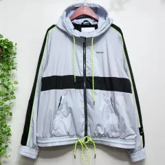 DKNY スポーツ フードジップアップ XSサイズのサムネイル