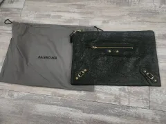 バレンシアガ クラッチバッグ