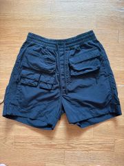 PRADA プラダ RE-NYLON 水陸両用ショートパンツ 46 - メルカリ