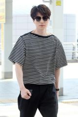 Nissy 西島隆弘 着用 JIL SANDER 半袖ボーダーニット メンズ - メルカリ